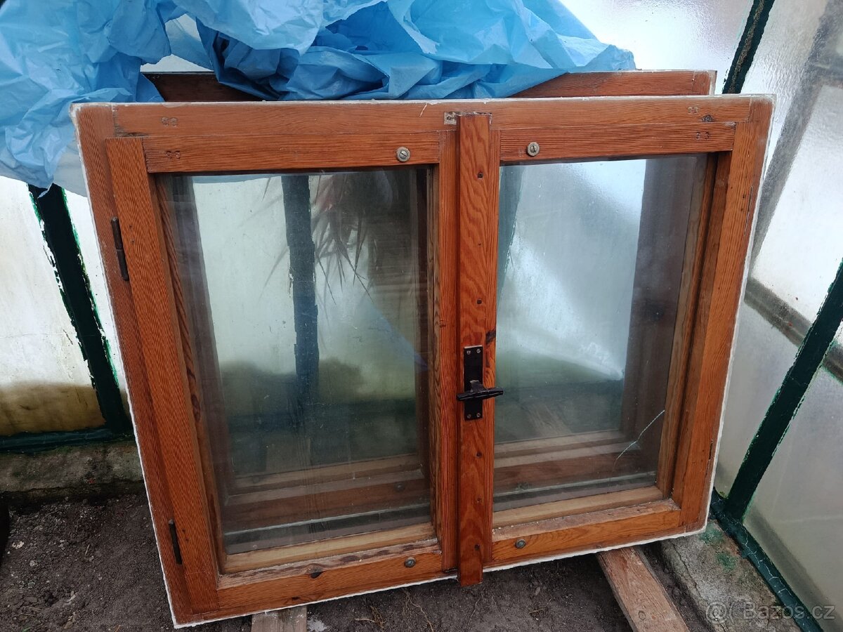 2x Dvoukridle dřevěné okno - cena dohromady