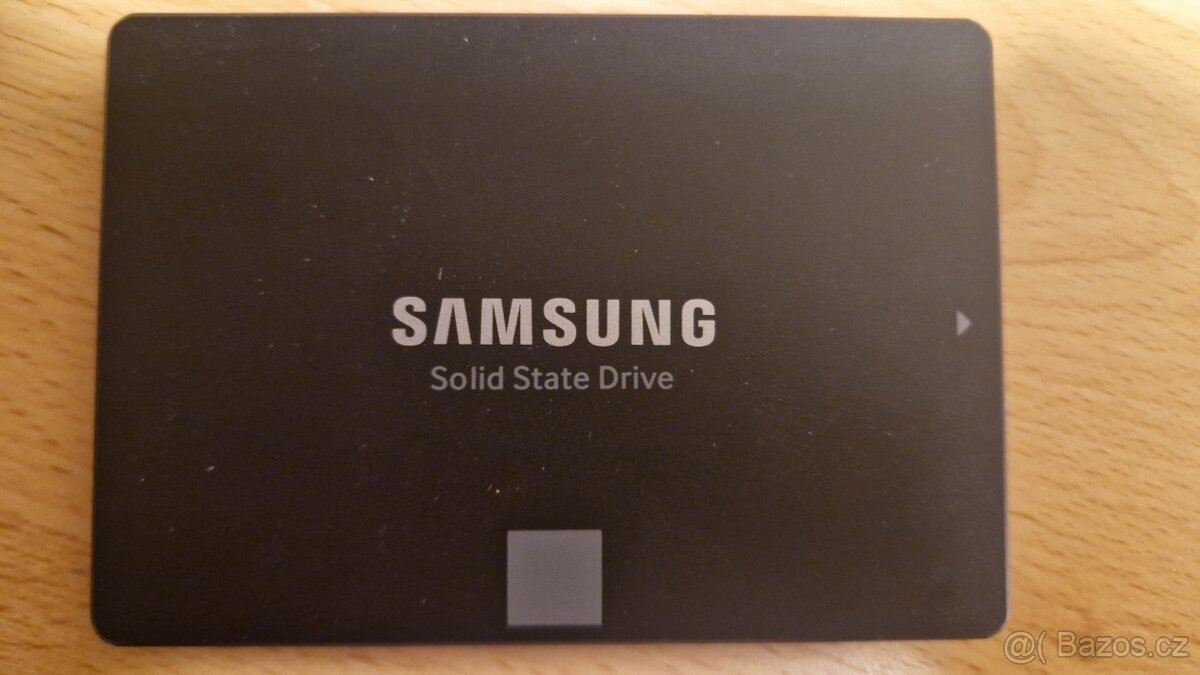 Prodám moji sbírku SSD.