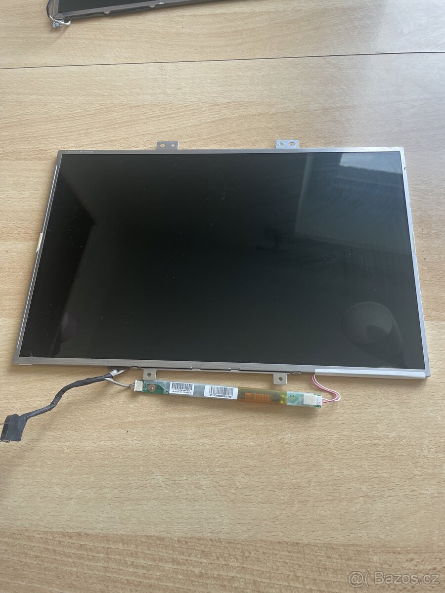 Displej notebook LTN154X3- L01 15,4 30 pin hp samsung