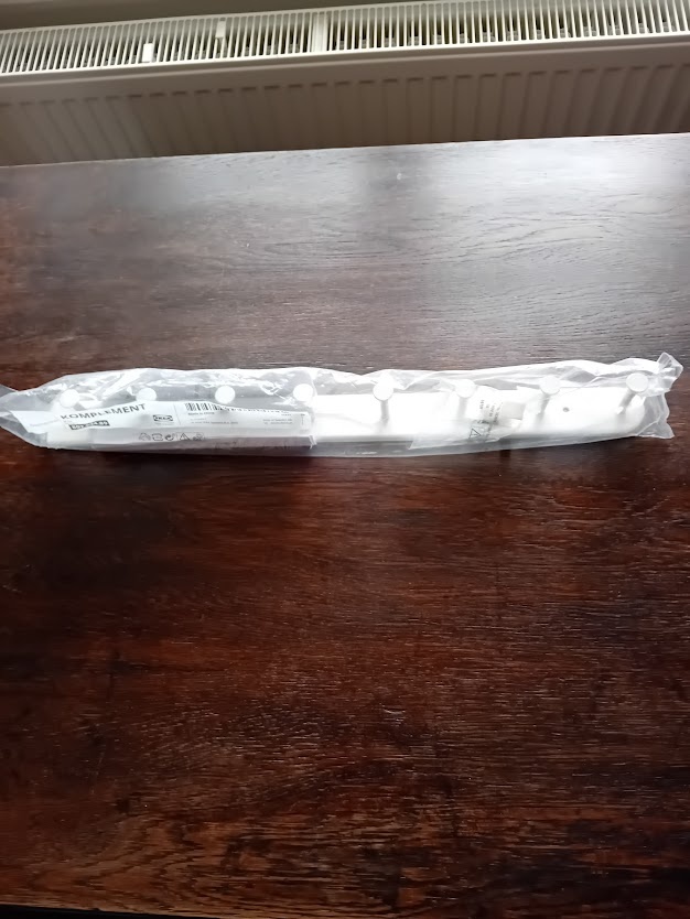 Nerozbalený výsuvný věšák IKEA do skříně 8 háčků