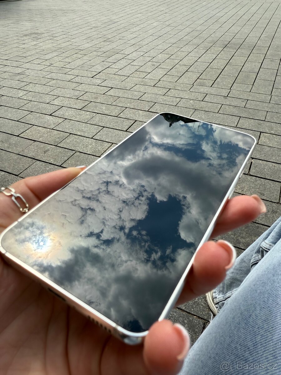 Samsung s23