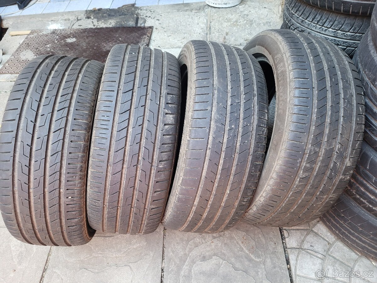 225/50 R17 Matador
