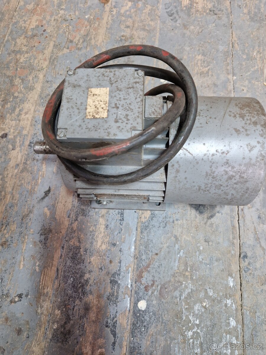 Prodám elektromotor