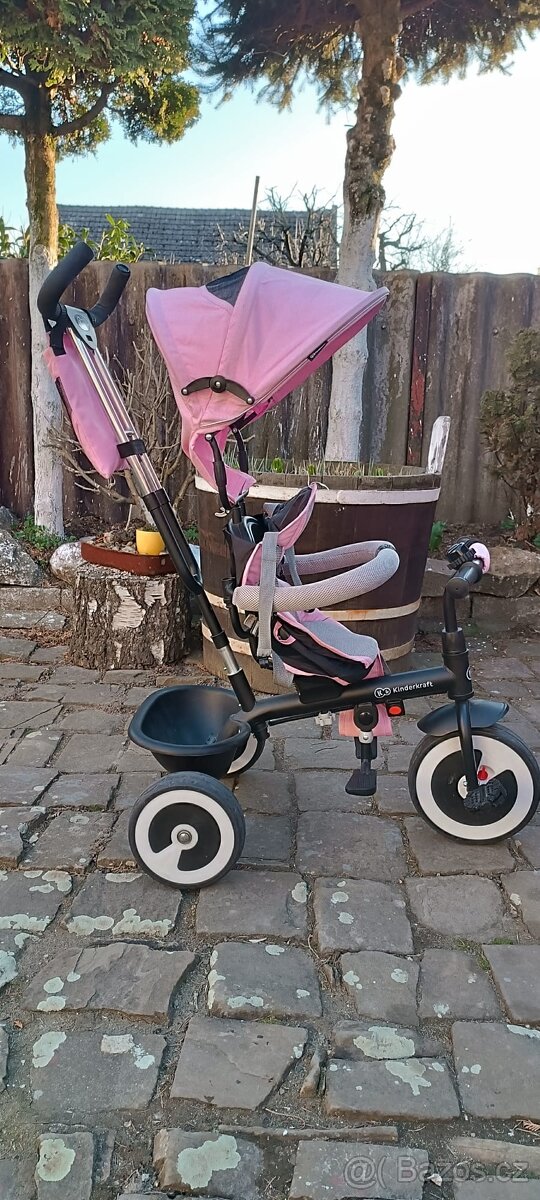 Tříkolka Kinderkraft růžová