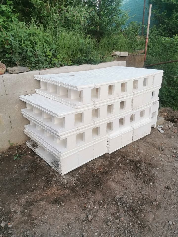 Polystyrenové tvárnice, bednění, bloky