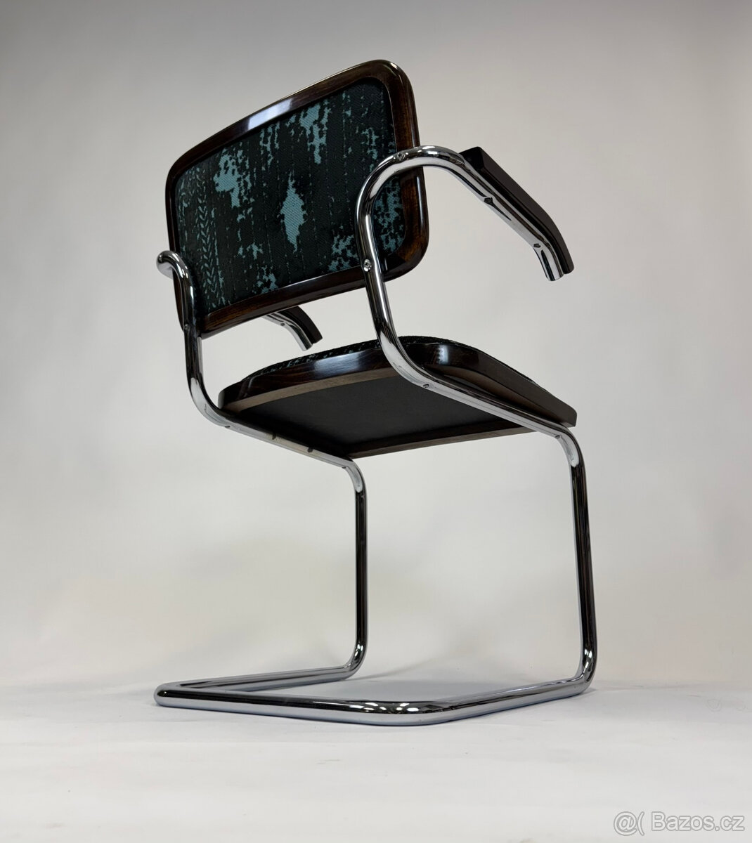 Luxusní křesla B64, Marcel Breuer, renovace, šelak