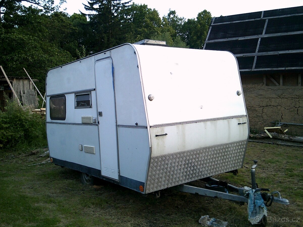 Karavan za auto