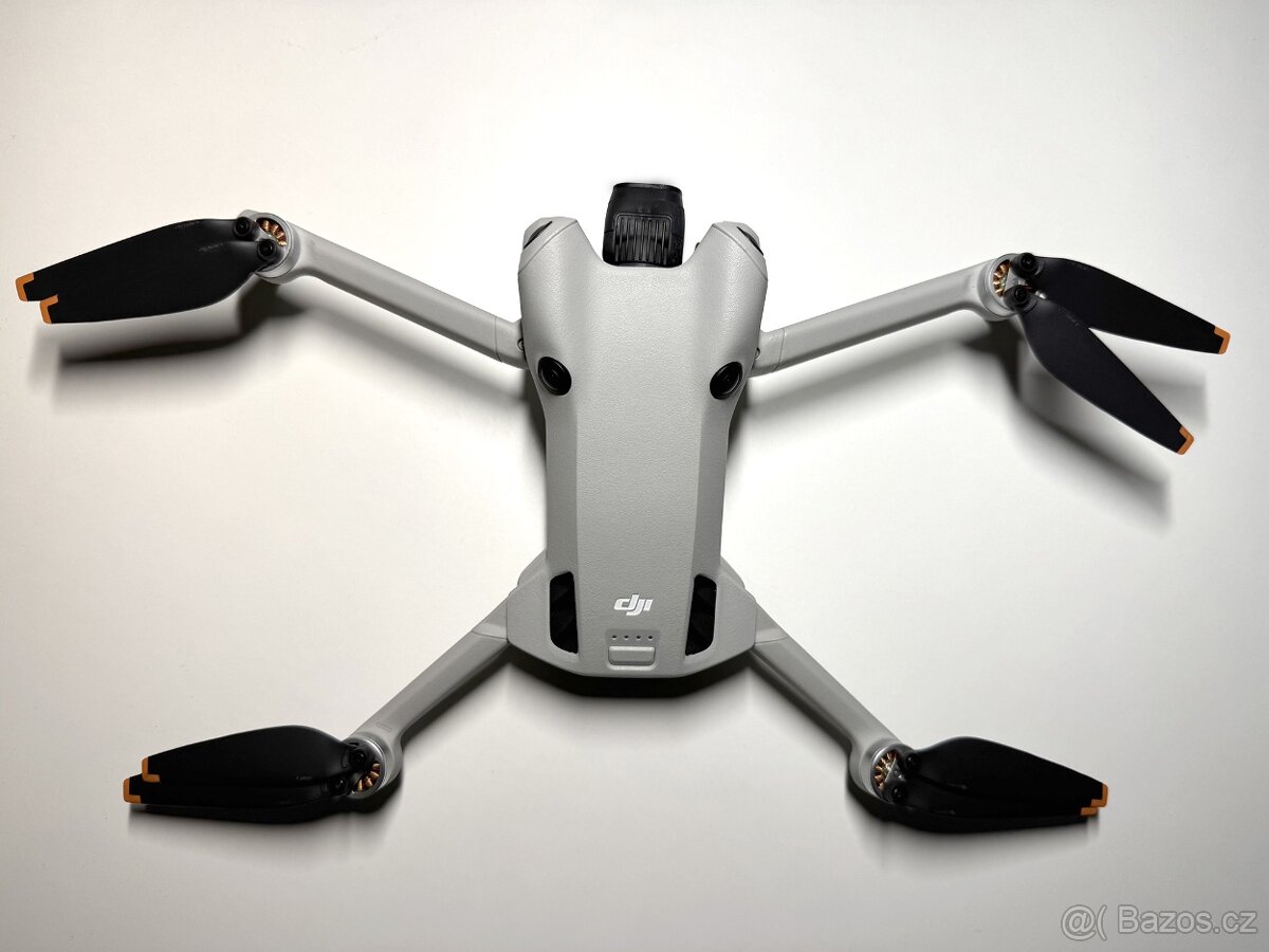 DJI Mini 4 Pro (problém s gimbalem)