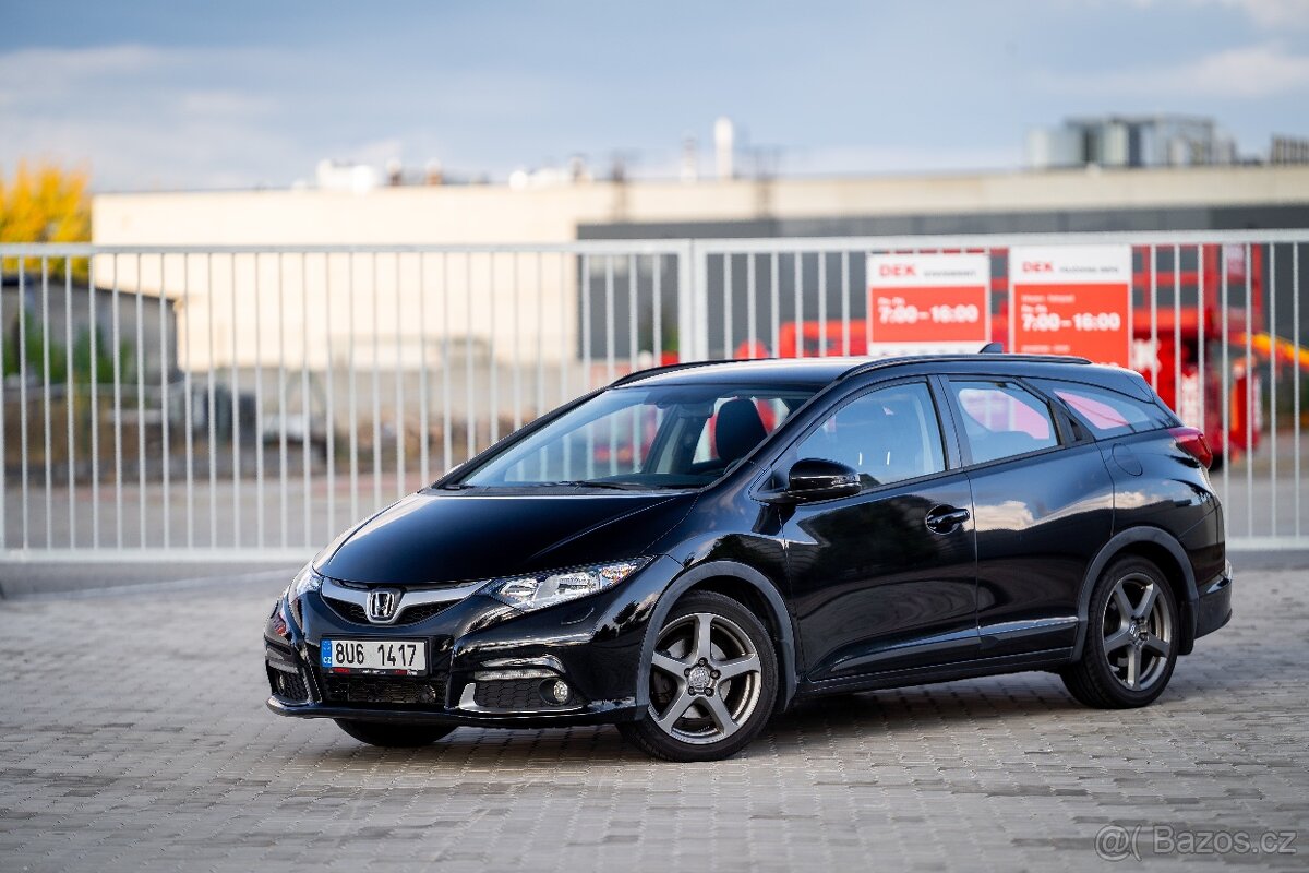 Honda Civic Tourer 1.8 Sport + ADS - v ČR jako nové