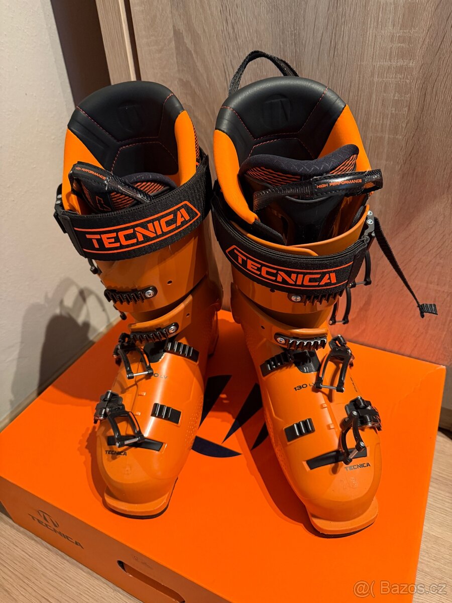Lyžařské boty Tecnica Mach1 130LV TD GW