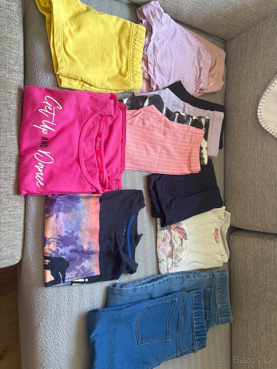 Dívčí oblečení 122 - 128