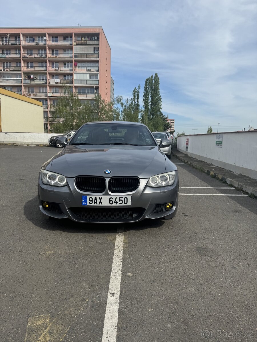 BMW e93 325d TOP STAV