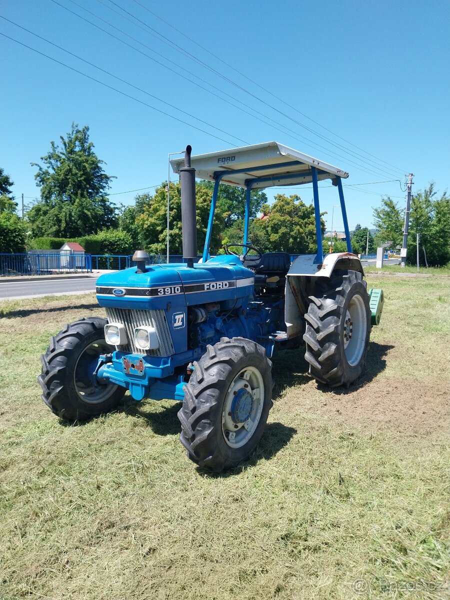 Traktor Ford 3910 ll , 4x4