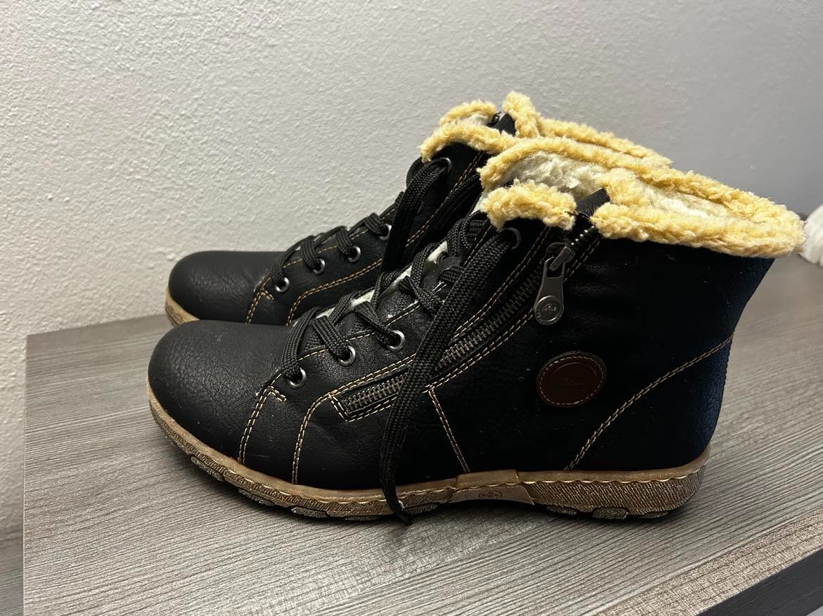 Prodám zimní boty RIEKER vel.42