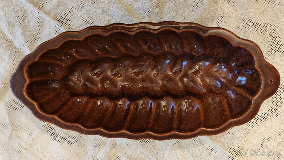 Prodám KERAMICKOU FORMU NA VÁNOČKU