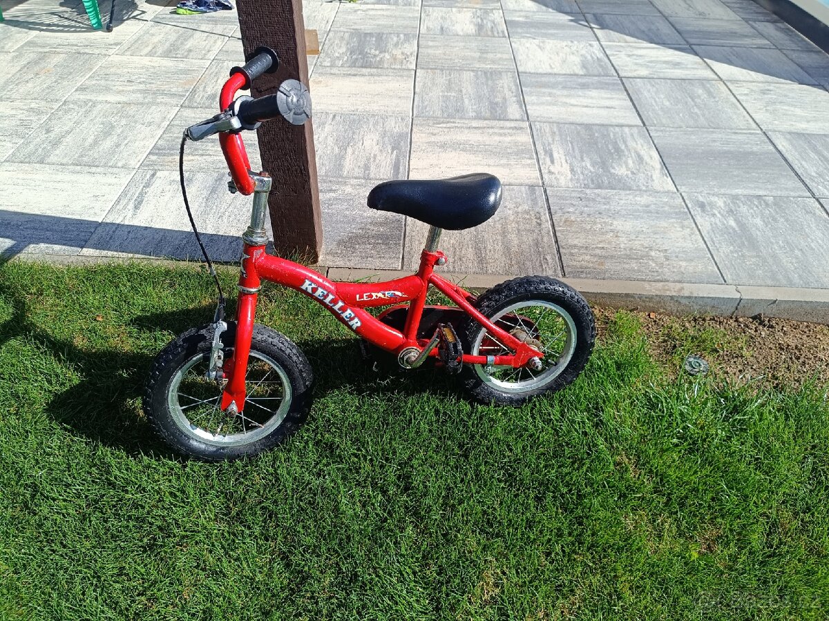 Dětské šlapací kolo 12