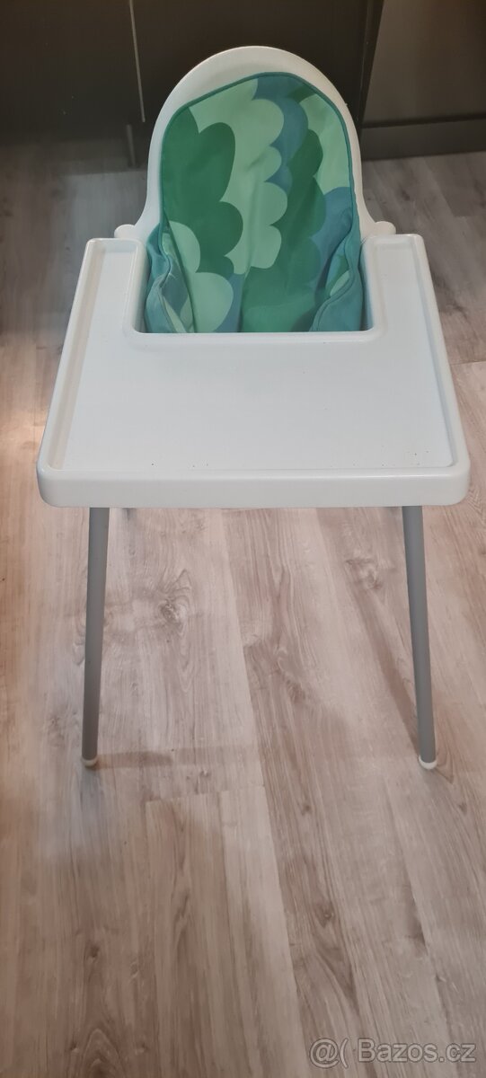 Daruji jidelni zidlicku Ikea s prislusenstvim