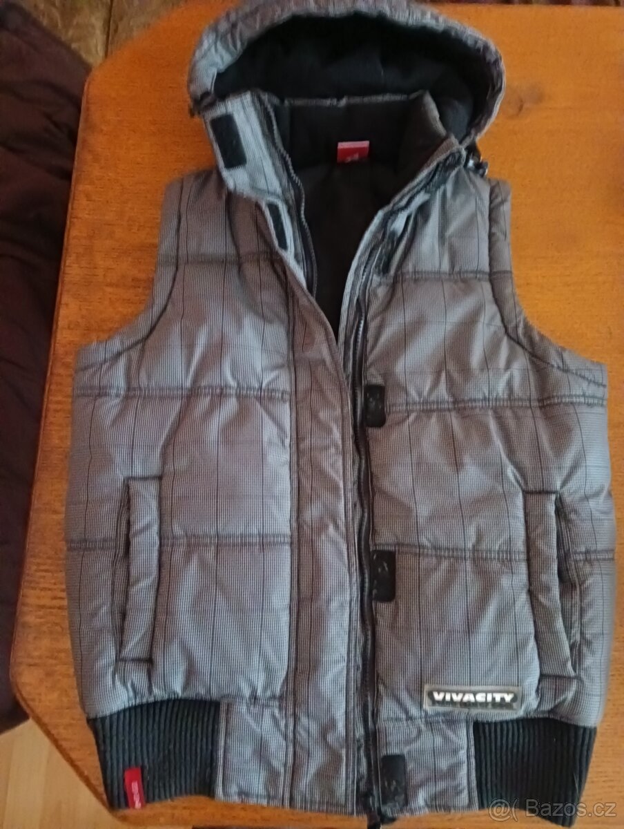 zimní vesta