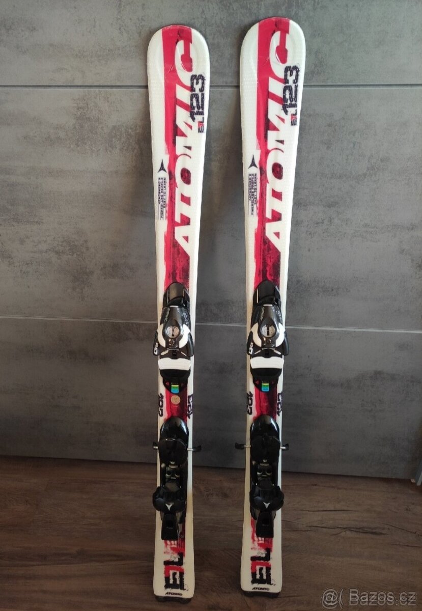Lyže Atomic+hůlky+přepravní vak