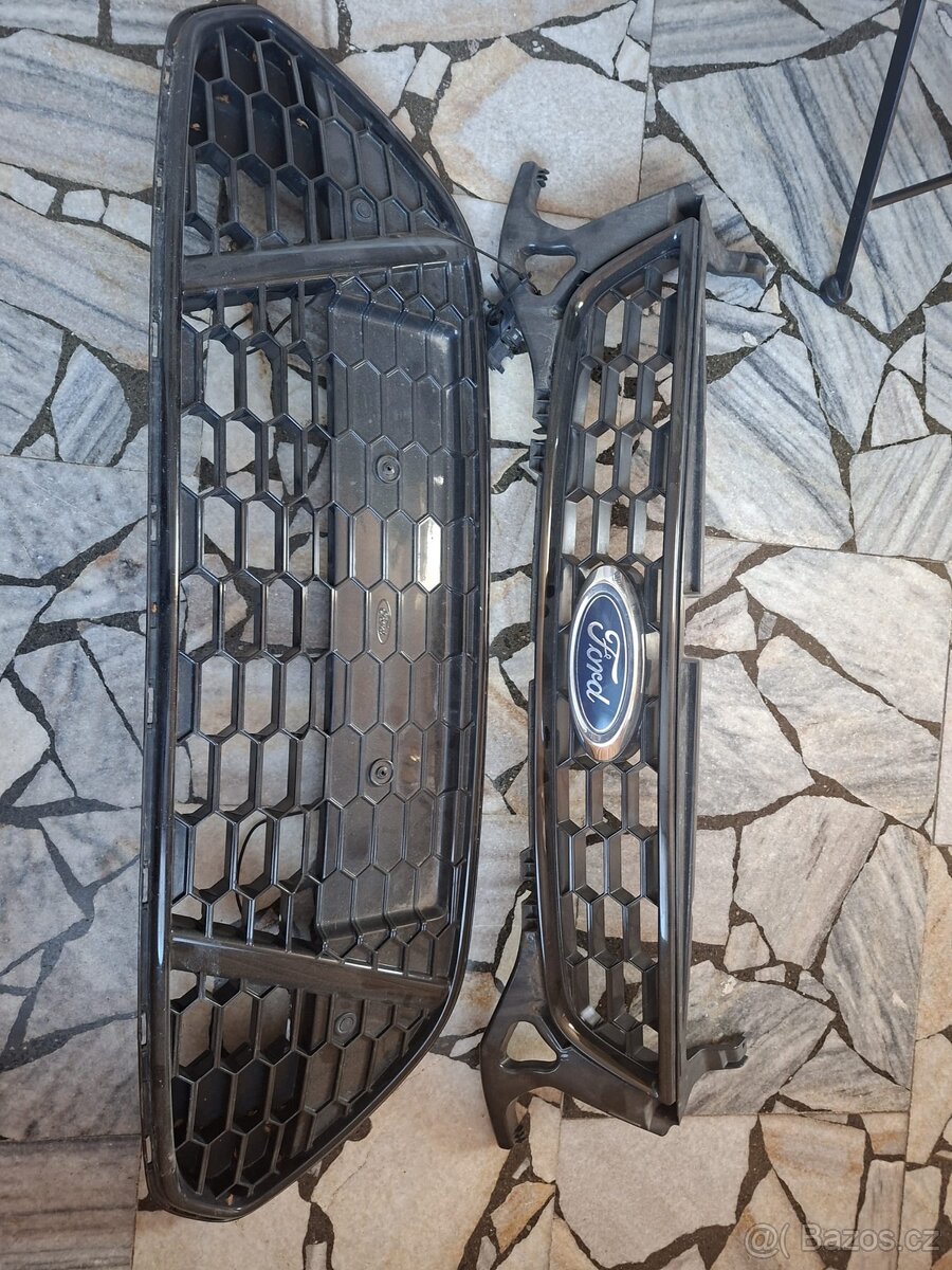 Mondeo Titanium S- mřížky