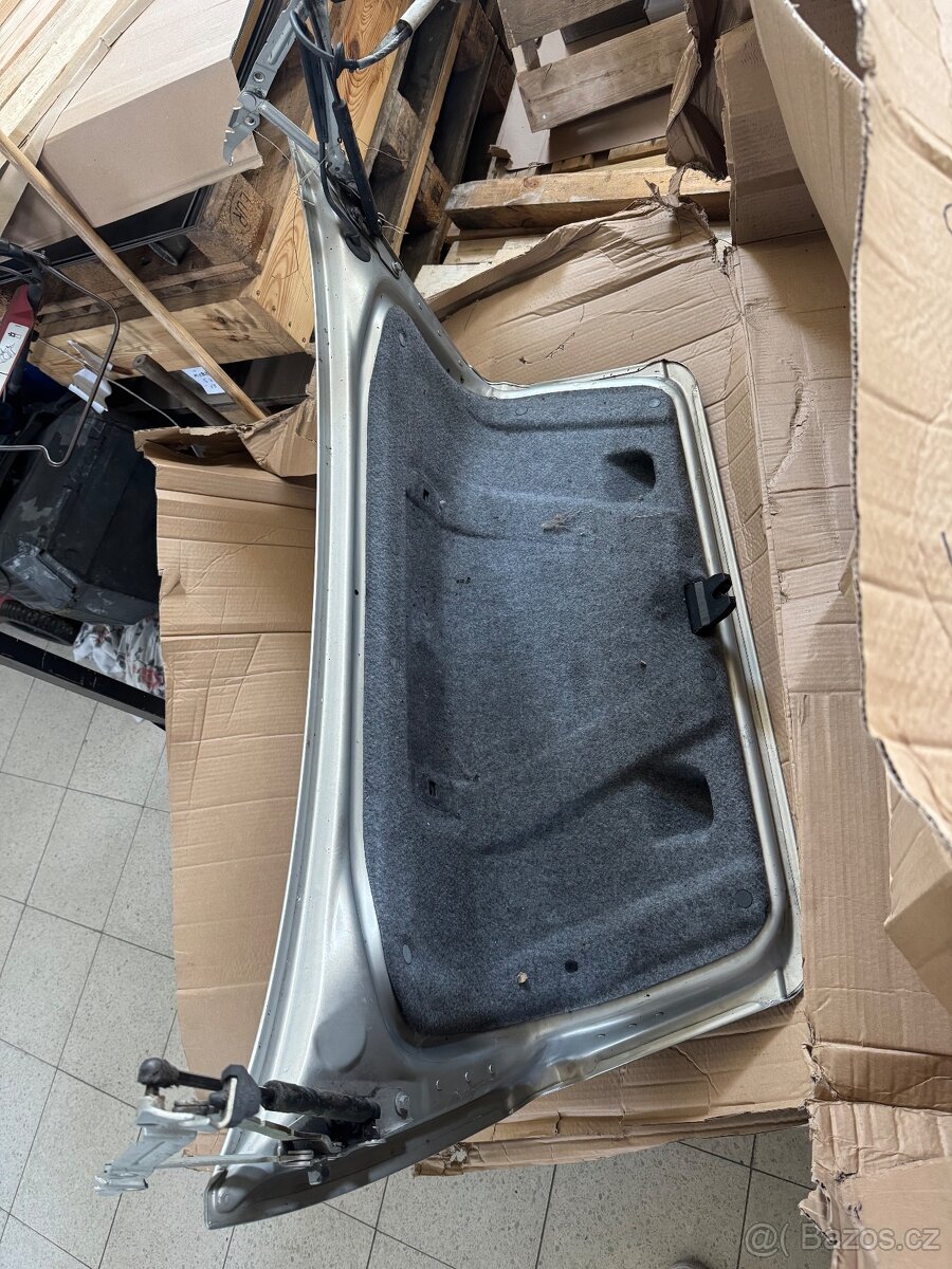 Kapota Volva s80 1.gen (1998-2006)