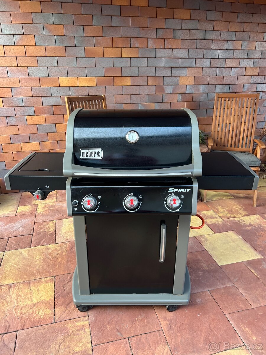 PLYNOVÝ GRIL WEBER SPIRIT