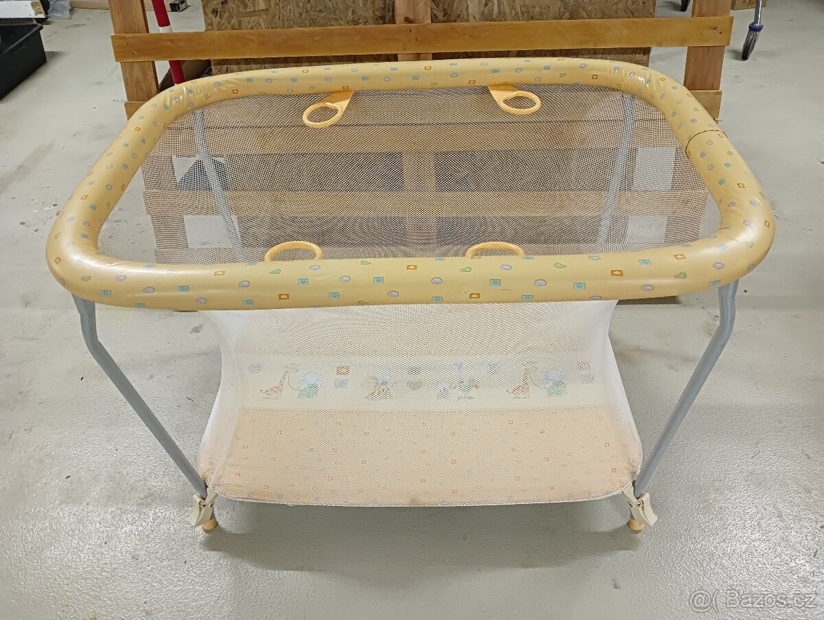Dětská skládací cestovní postýlka BREVI 112x79xv78 cm