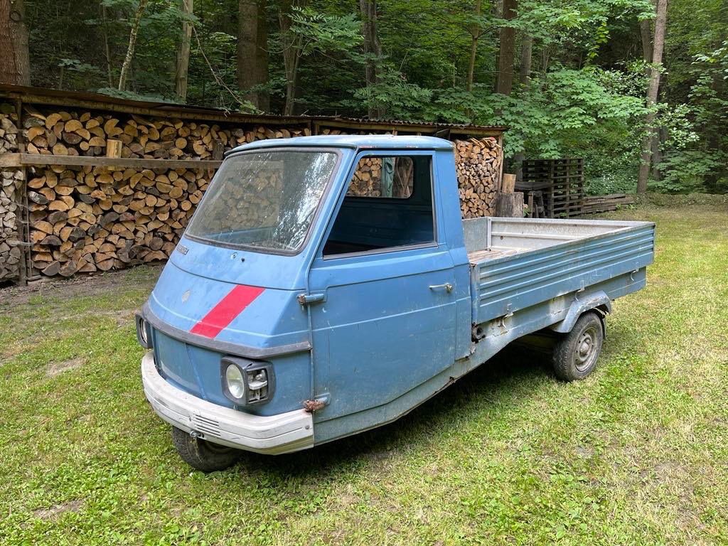Piaggio APE CAR P2