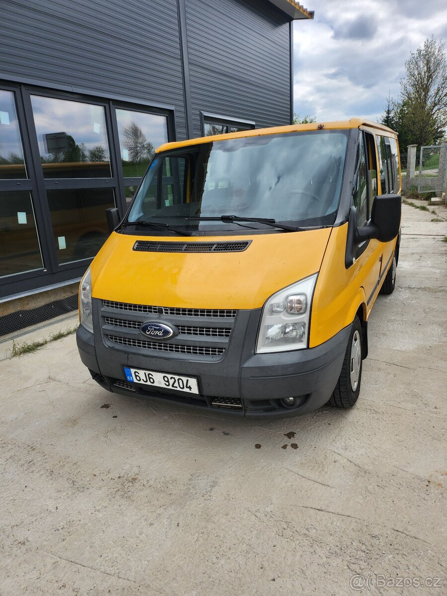 Prodám FORD TRANSIT 2,2tdci 92KW,6mist, rok 2012