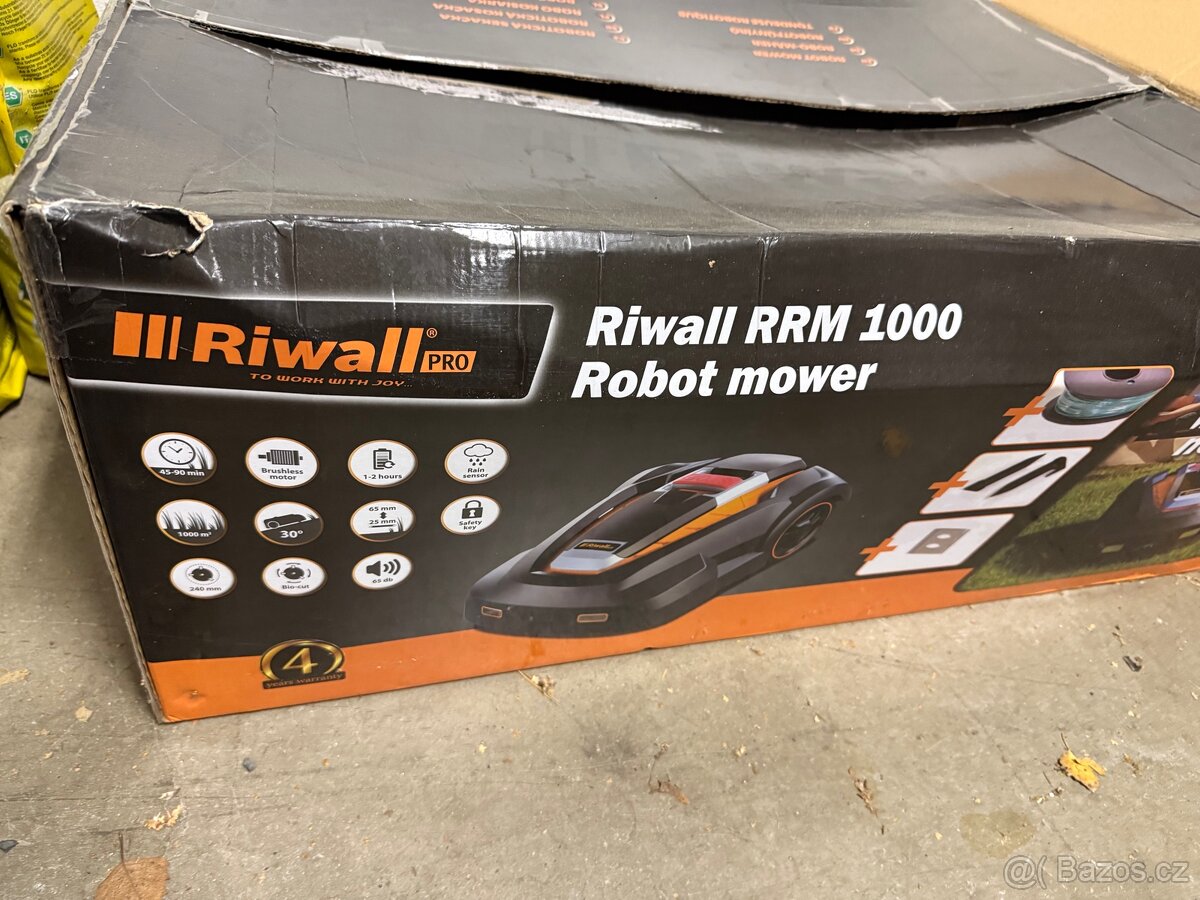 Robotická sekačka Riwall RRM 1000