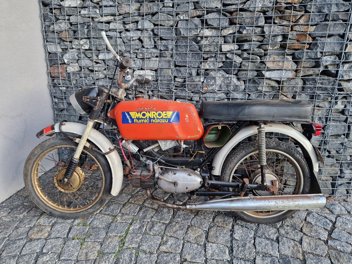 Prodám Jawa 23 Mustang bez t.p.