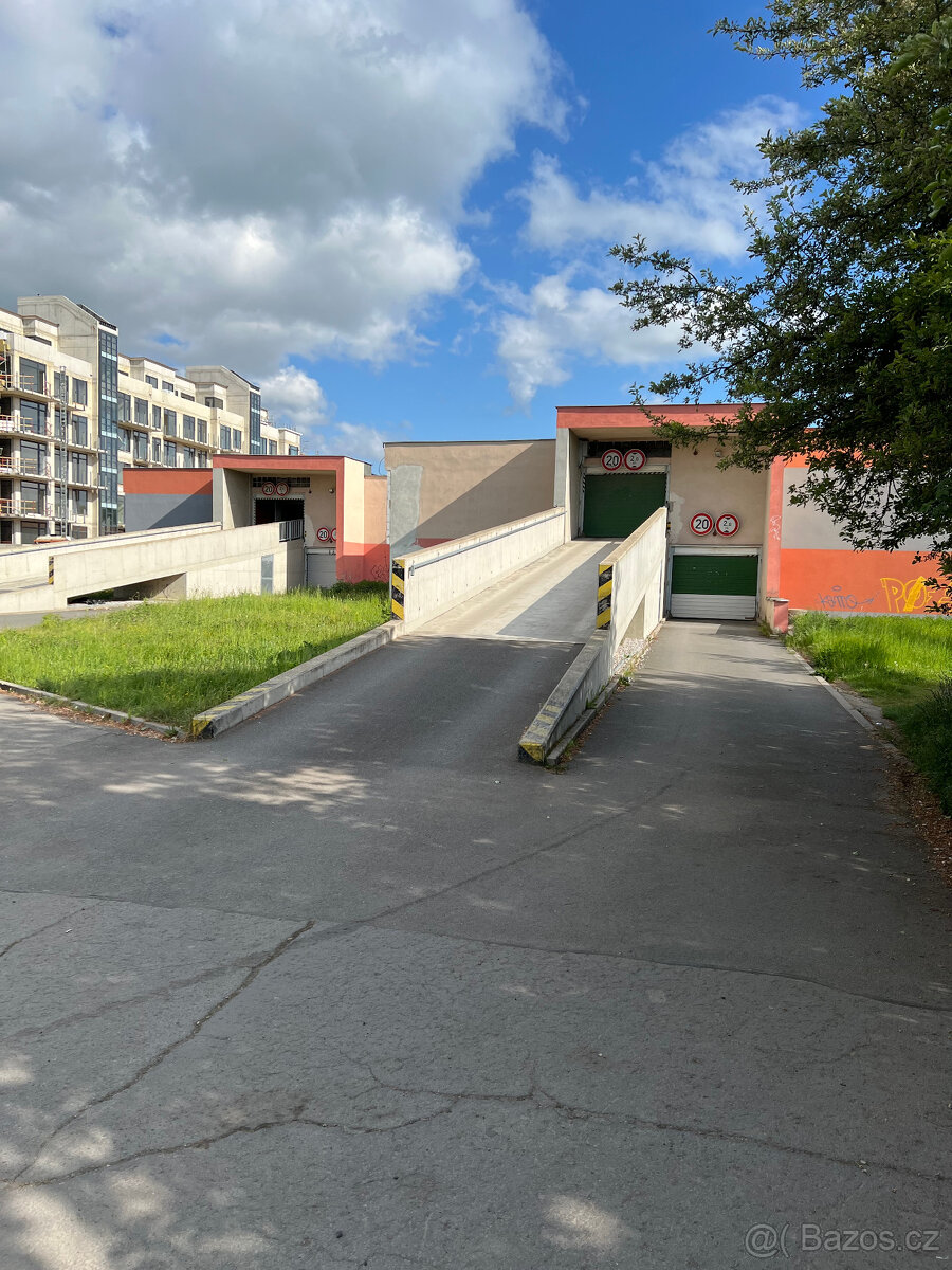 Pronájem garáže, 17 m², Kladno u Kauflandu