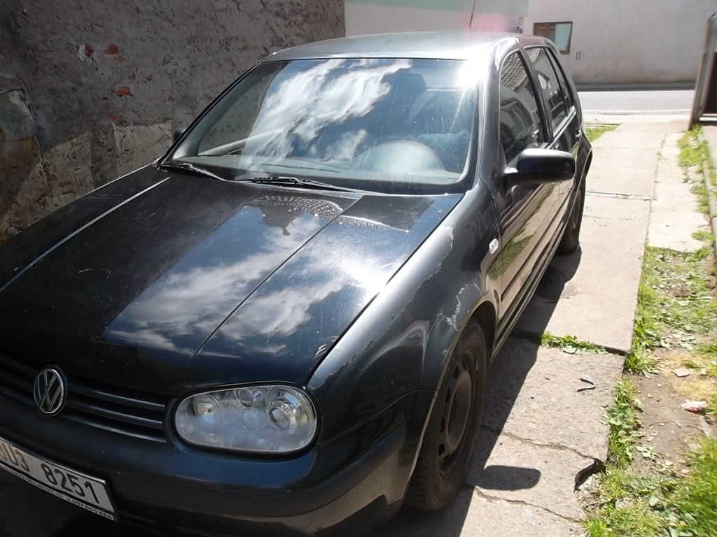 volkswagen golf 1.6i r.v.1999 stk květen 2027