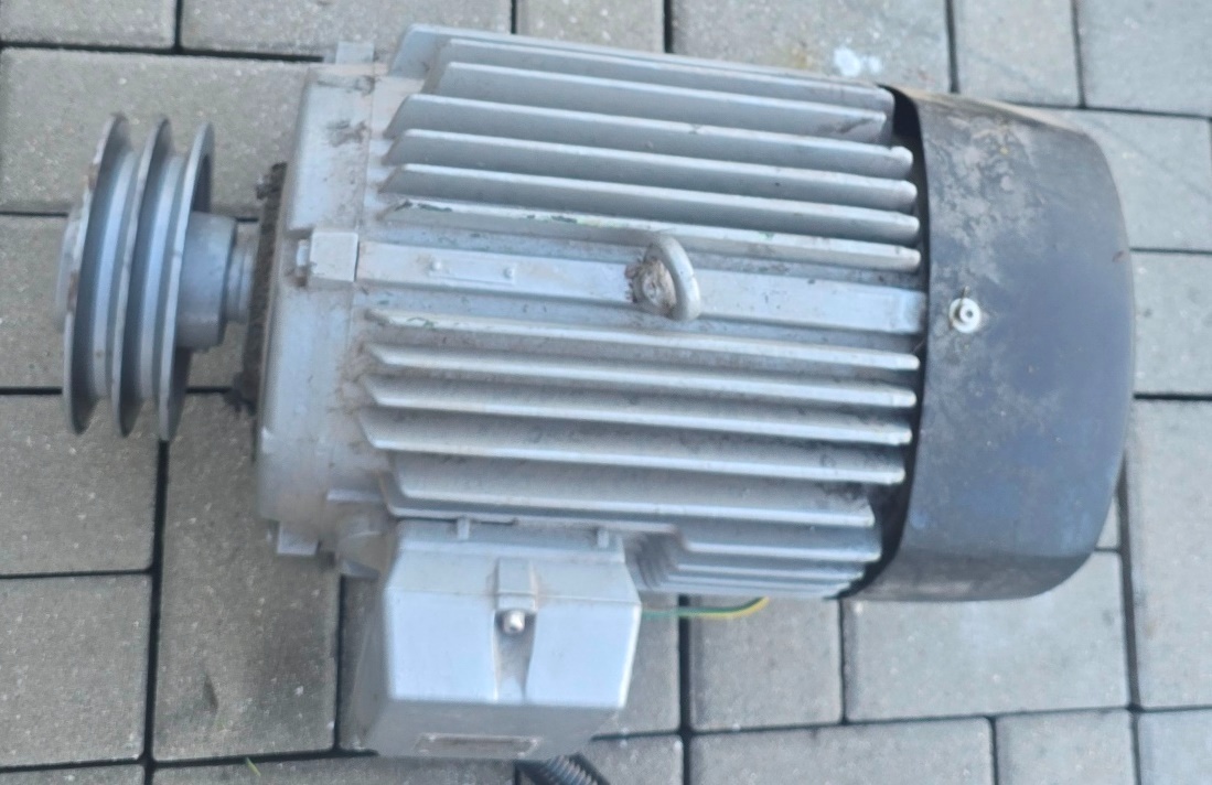 Elektromotor 7,5 kW včetně kompletní elektro skříně