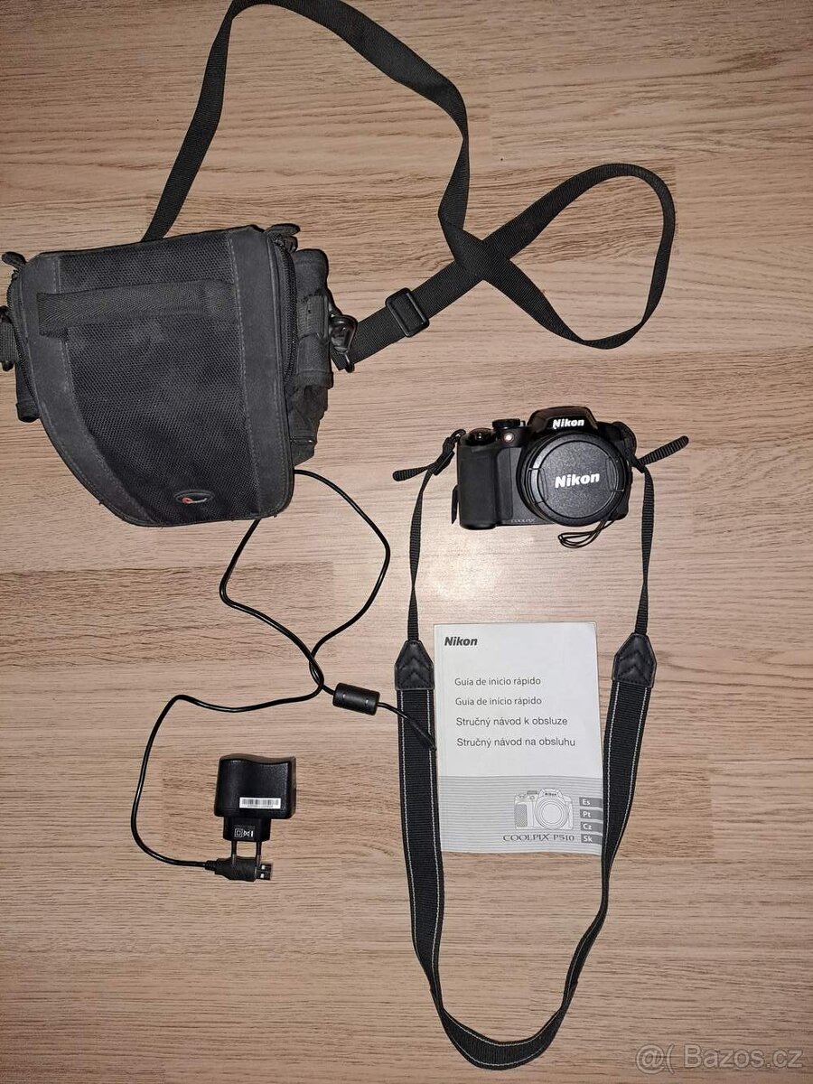 FOTOAPARÁT NIKON COOLPIX P10, příslušenství na fotce.