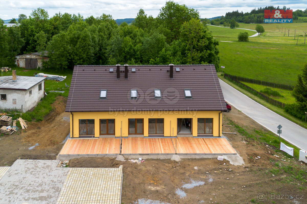 Prodej apartmánového bytu 3+kk, 83 m², Černá v Pošumaví