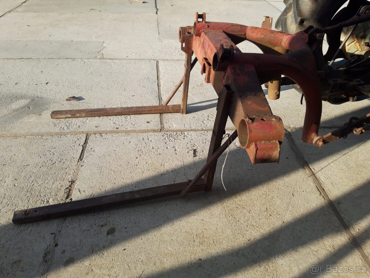Vidle za traktor