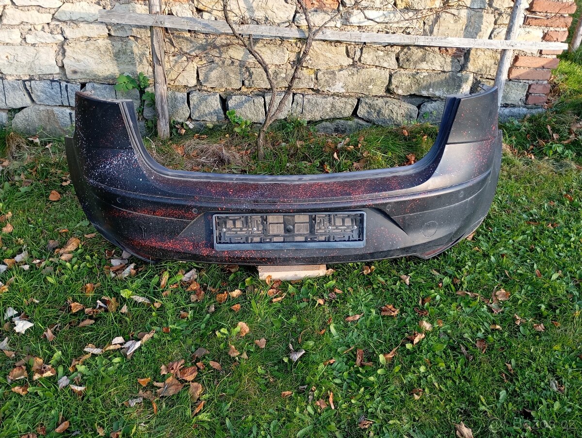 Zadní nárazník Altea 5P