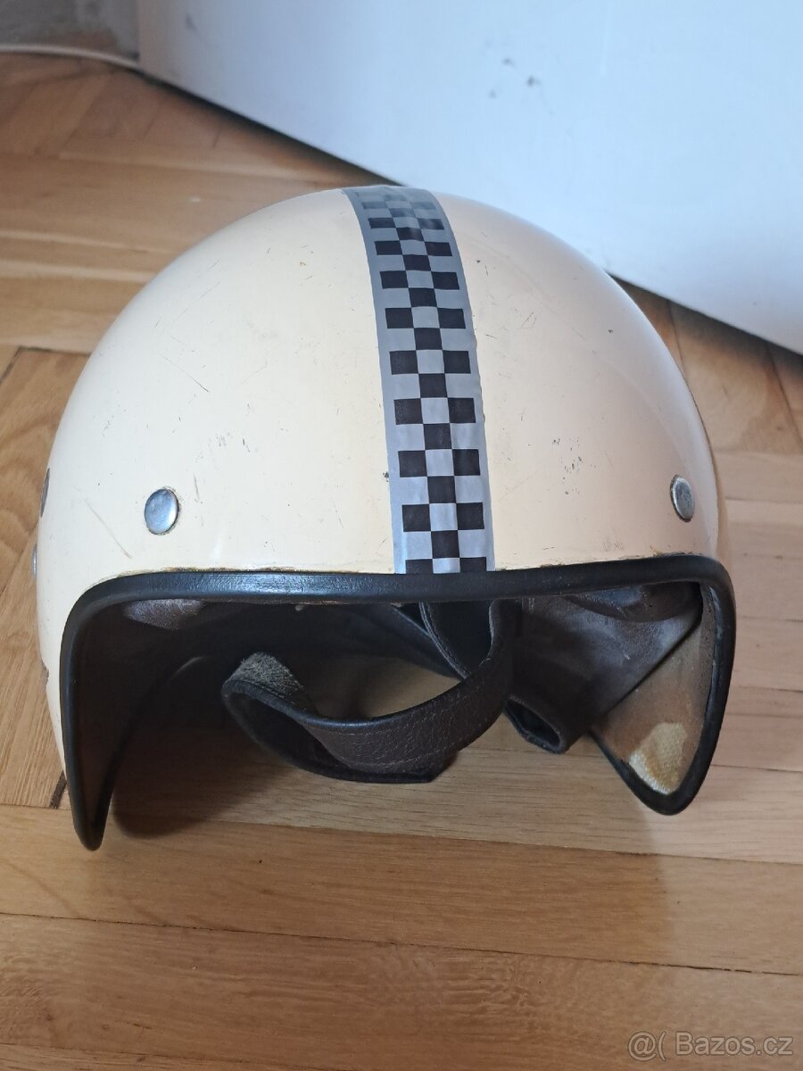 Přilba na veterána, retro přilba- CASSIDA JAS PARDUBICE č. 3