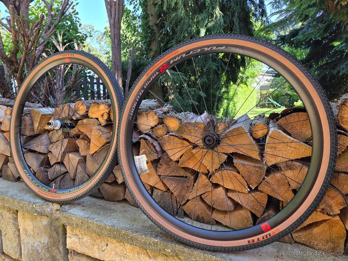 Zapletená kola FULCRUM Rapid Red 900 DB AFS
