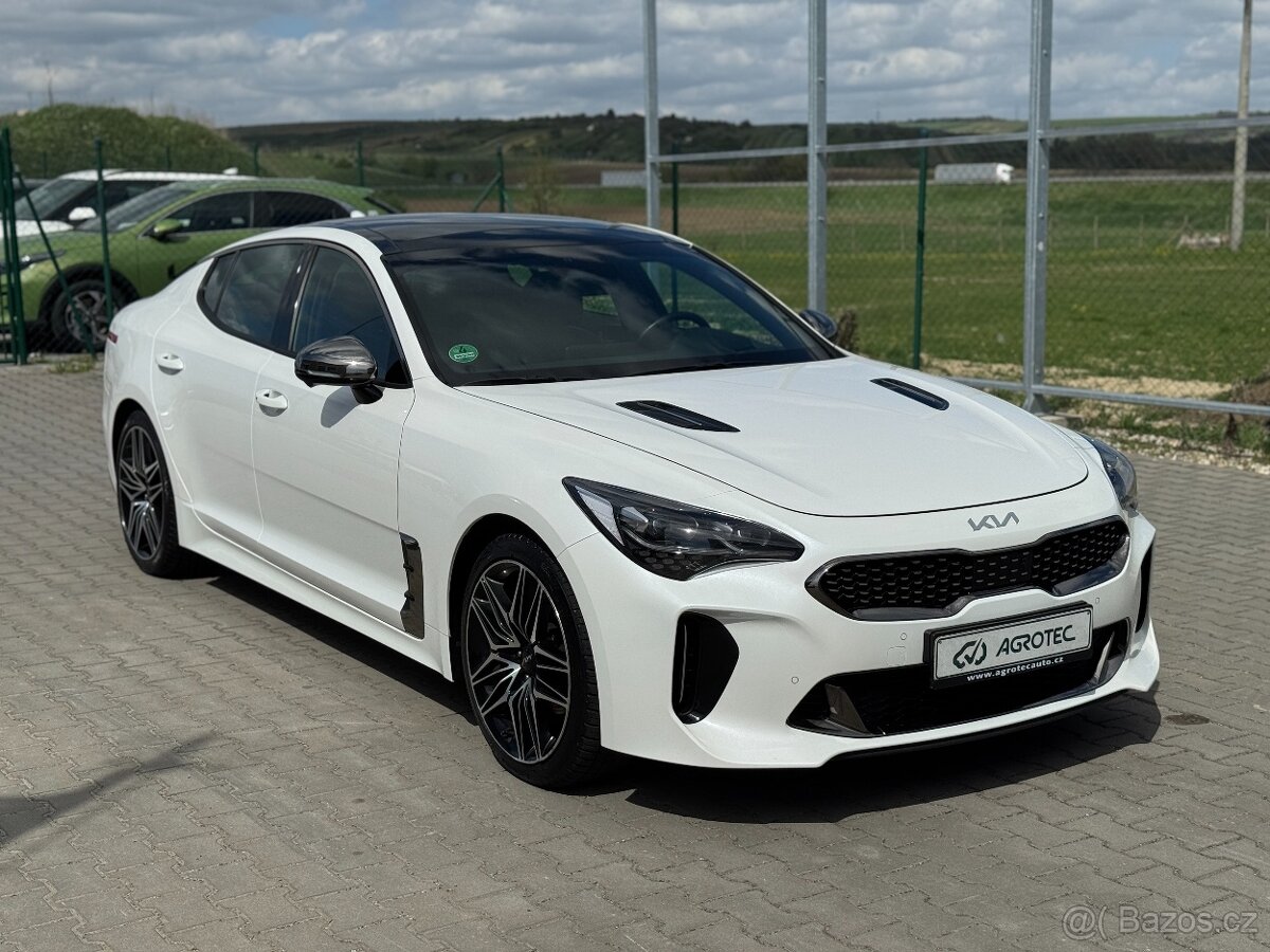 Kia Stinger GT 3.3 T-GDI 269 kW 4x4 / CZ / DPH