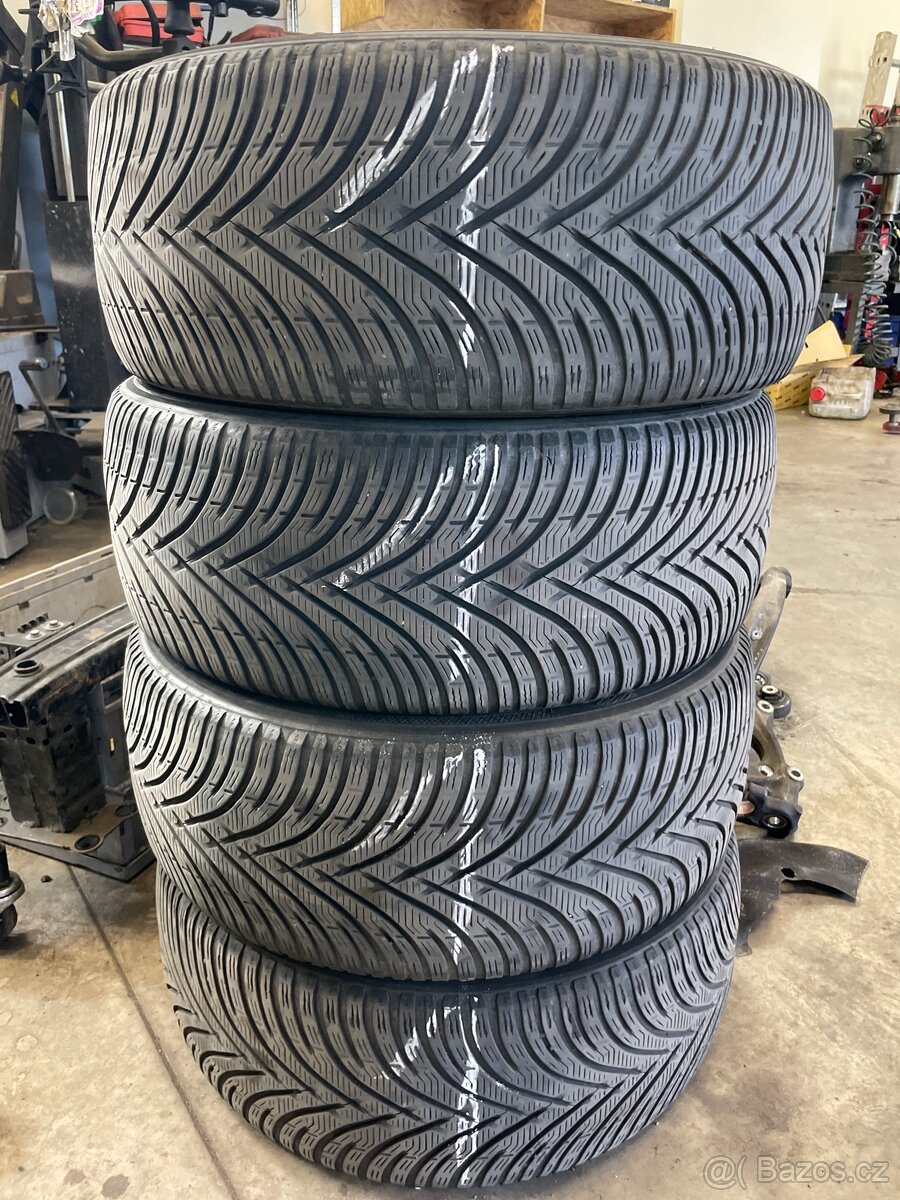 Sada zimních pneu Kleber Krisalp hp3 235/45 R18