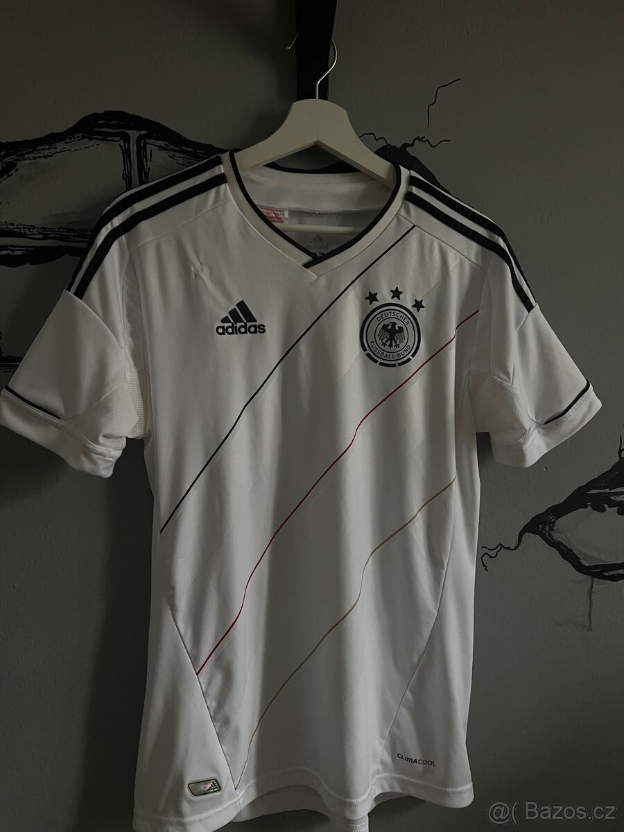 Adidas dres