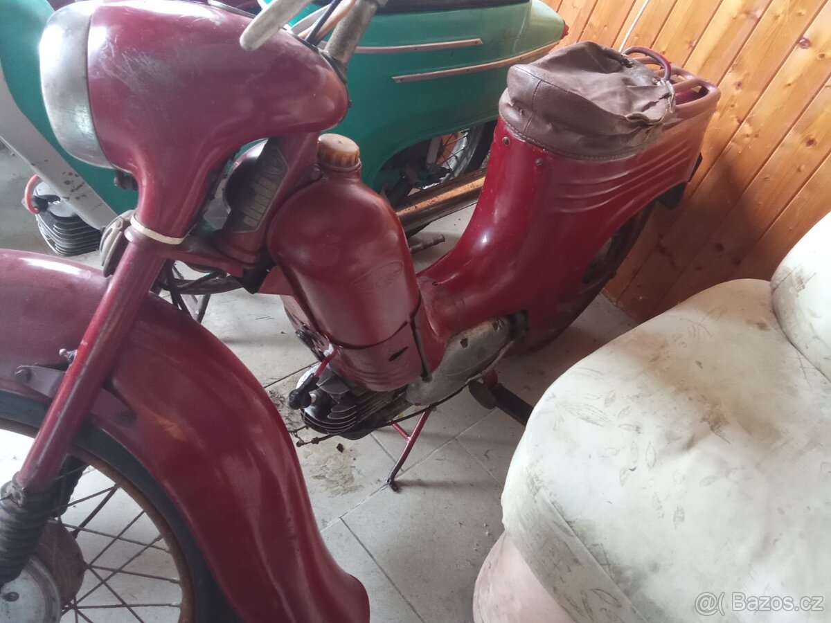 Jawa 555-Pionýr