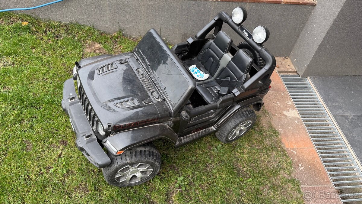 Elektrické auto JEEP