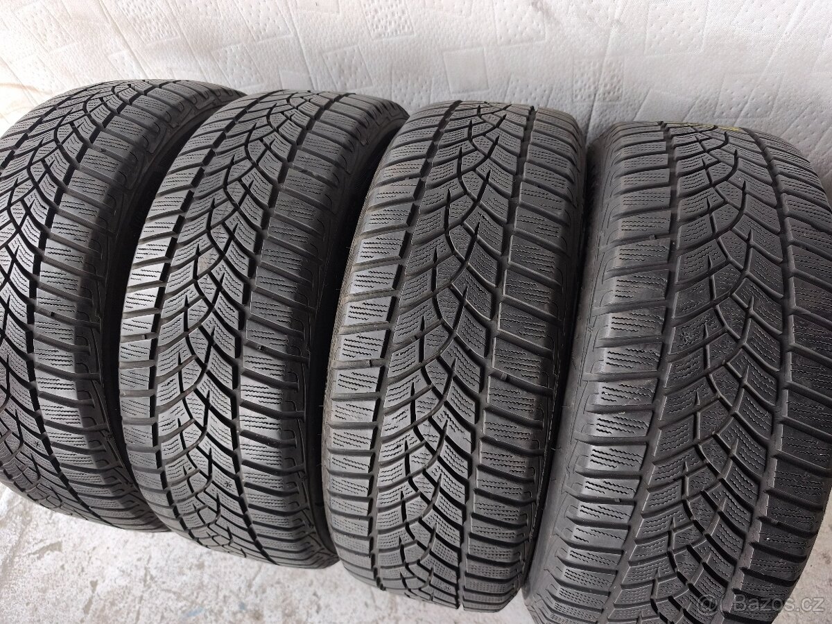 205/55 r17 zimní pneumatiky GOOD YEAR Ultra Grip Performance