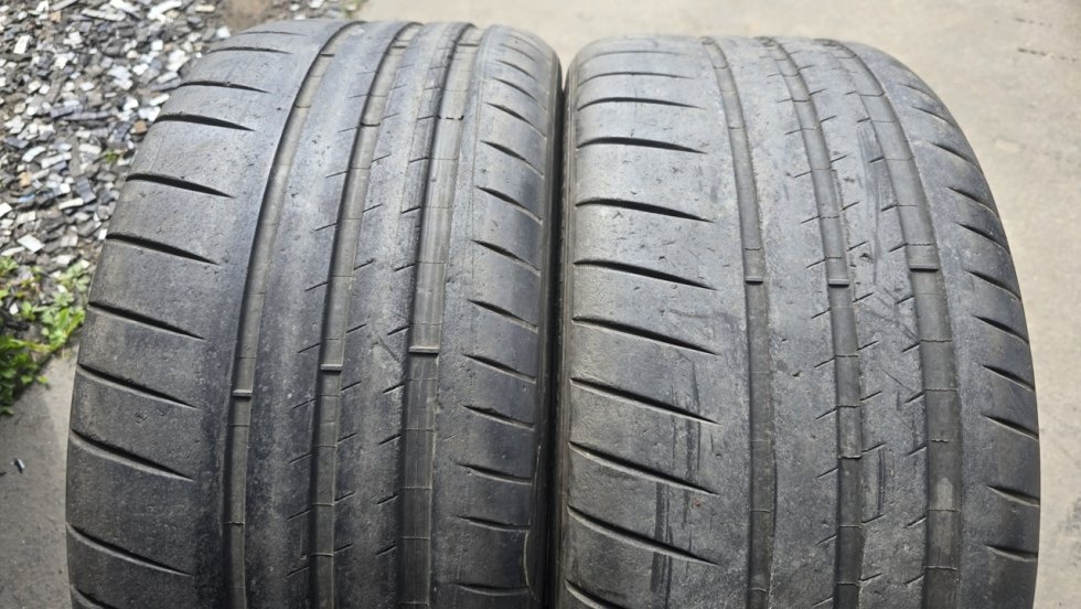 Letní pneu 245/35/19 Michelin