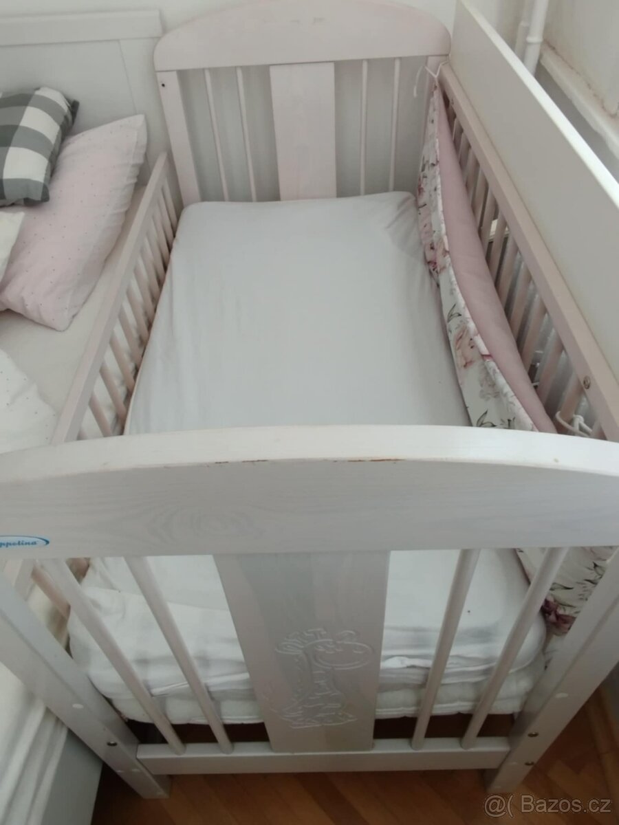 Dětská postýlka