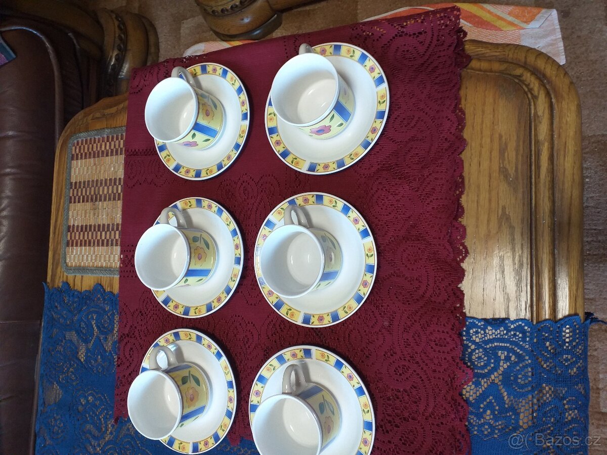 Prodám sadu hrníčķů