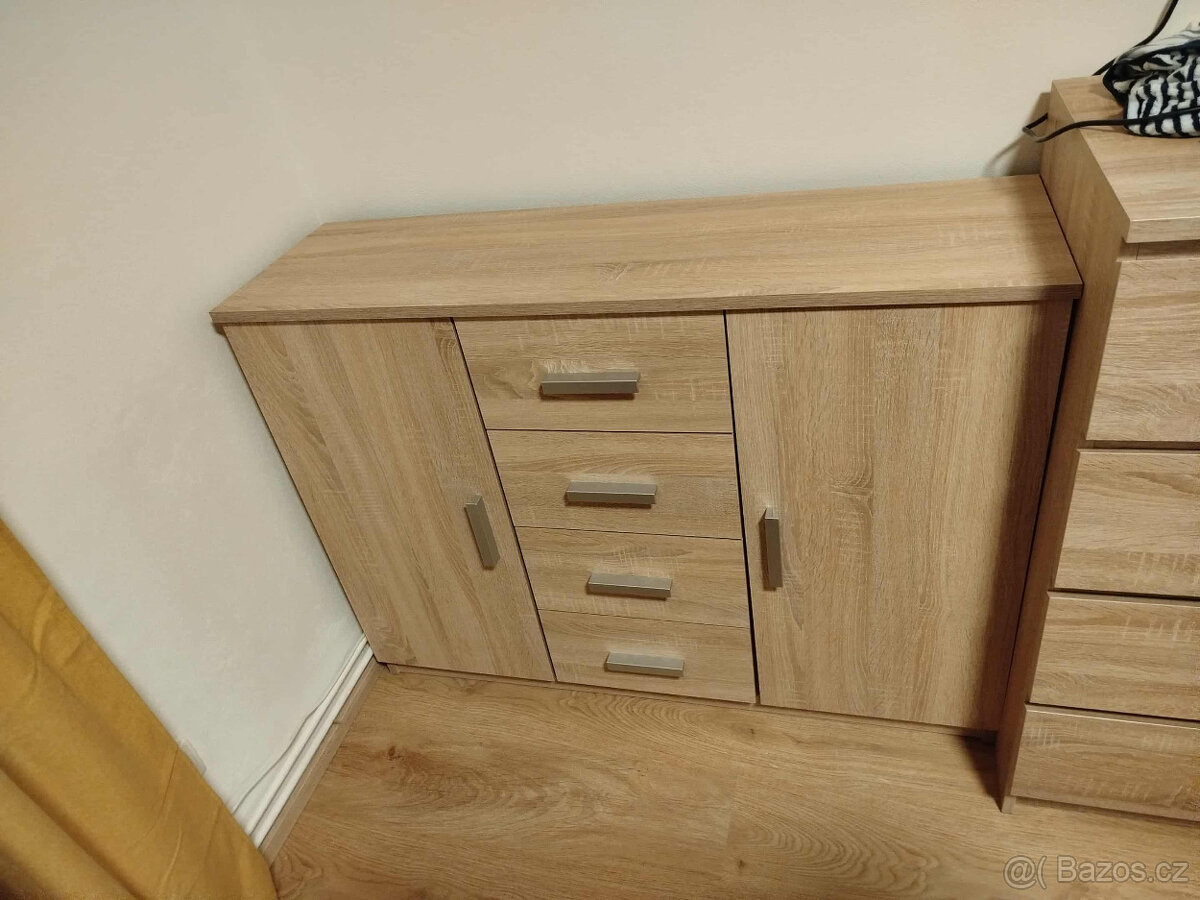 Úzká komoda/příborník Tapdrup Jysk